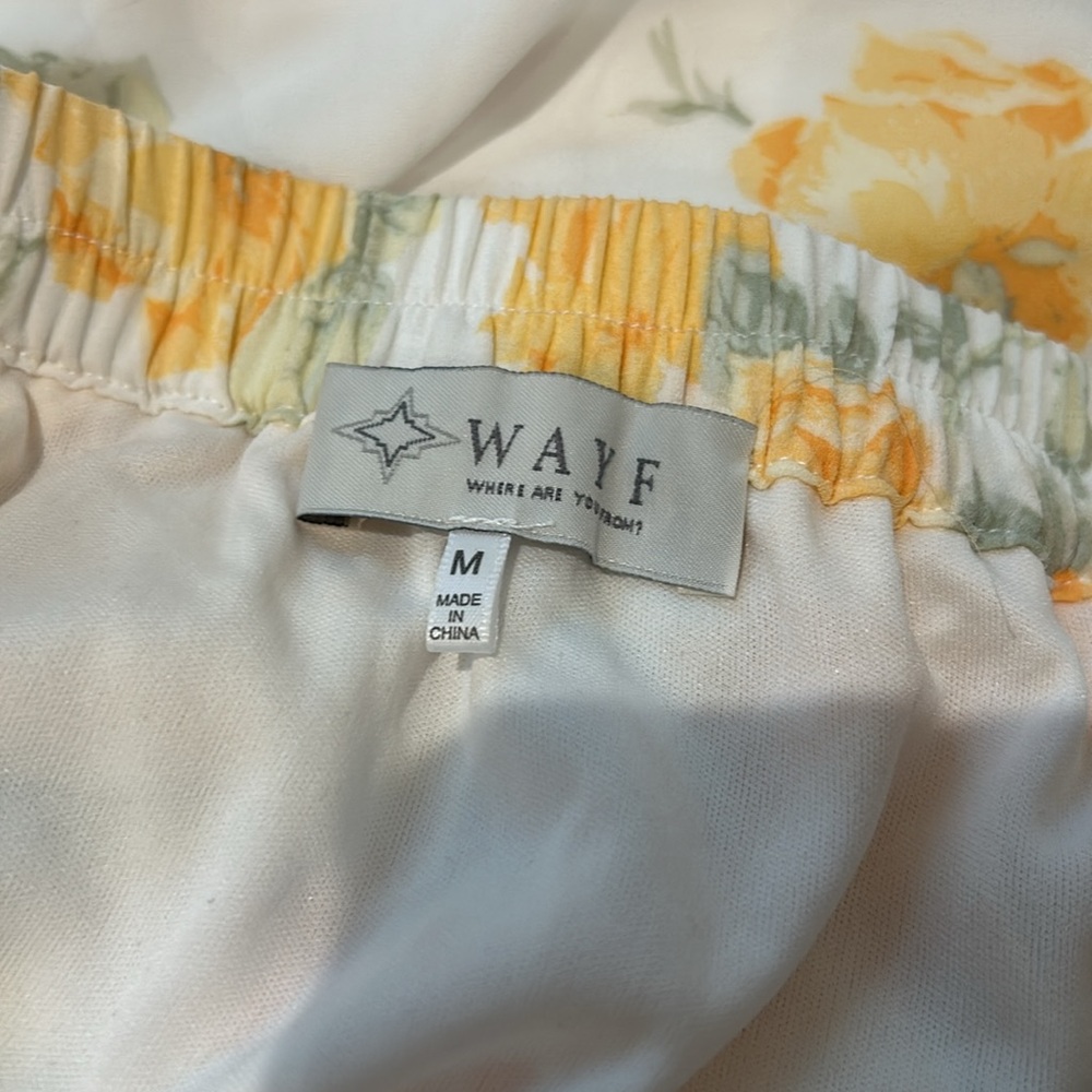 WAYF yellow floral two piece set - Picture 4 of 5